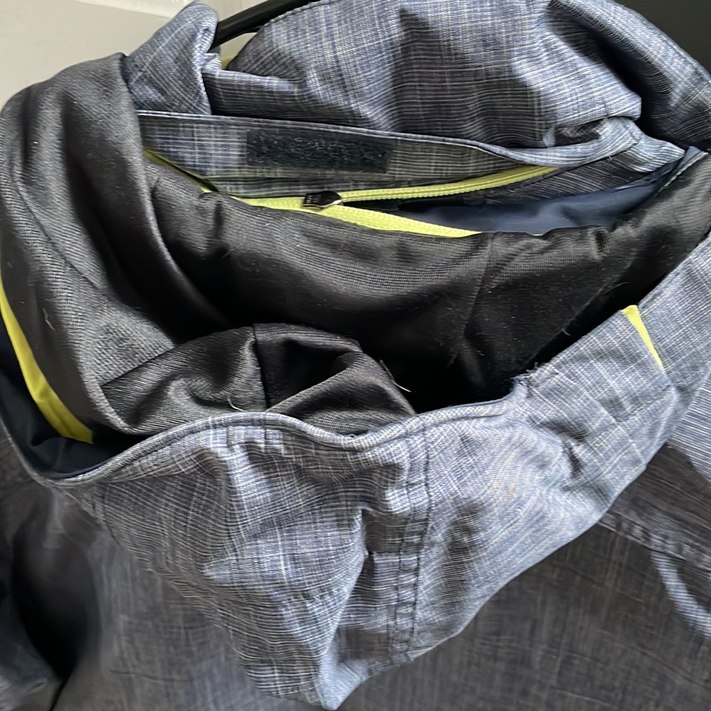 Columbia winter coat - Picture 8 of 9